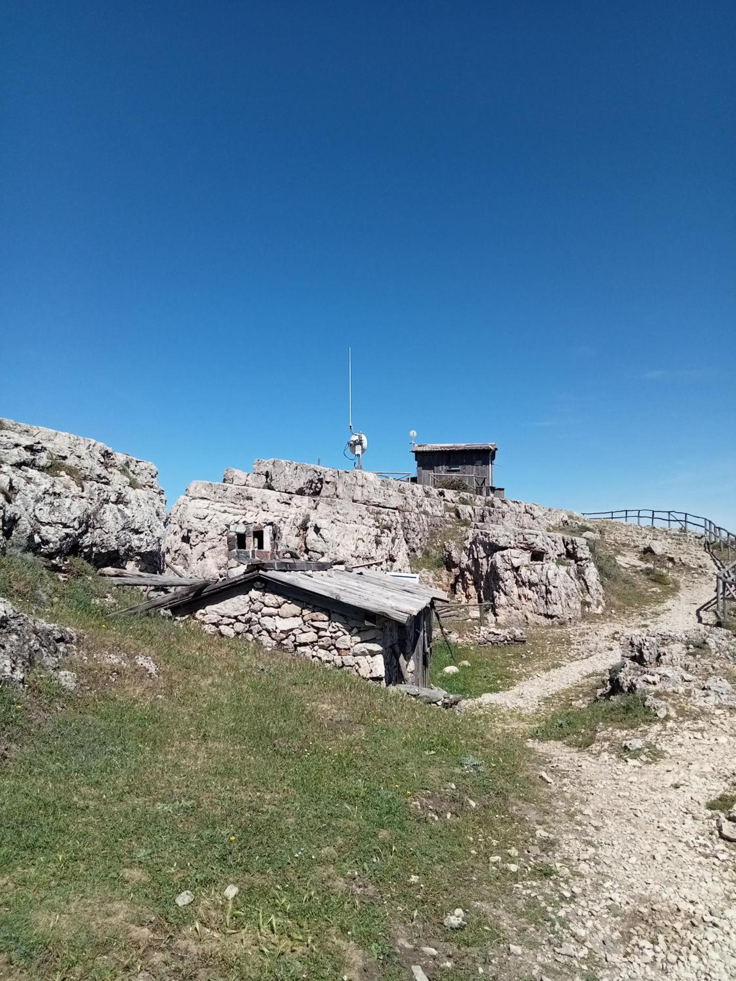 Mont'Isoro Hotel Оргозоло Екстериор снимка